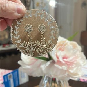 New Francesca's Collections Gold and Silver Snowflake Earrings